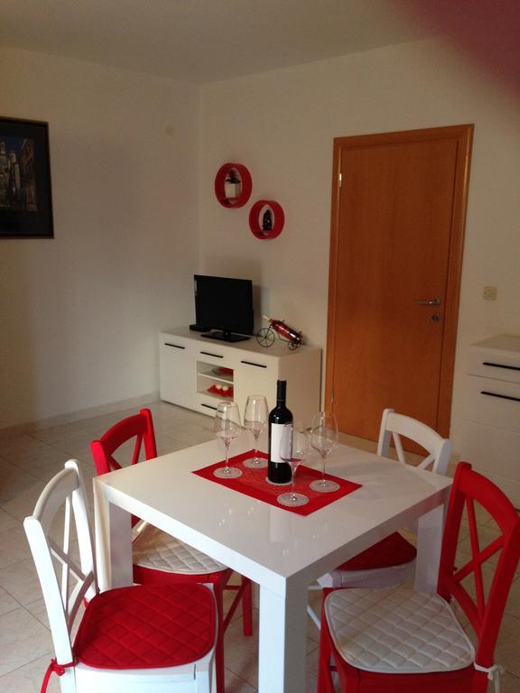 Villa Jasmin Bol Room photo